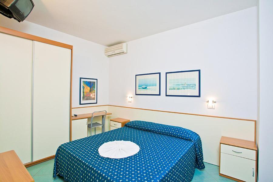Hotel Amalfi Bellaria-Igea Marina Exteriör bild